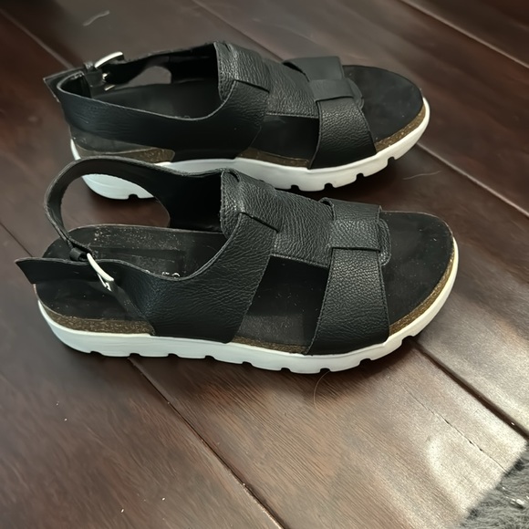 Aerosoles size 6 slip on sandal - Picture 2 of 6